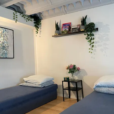 Hola Pomorska 65 ウッチ